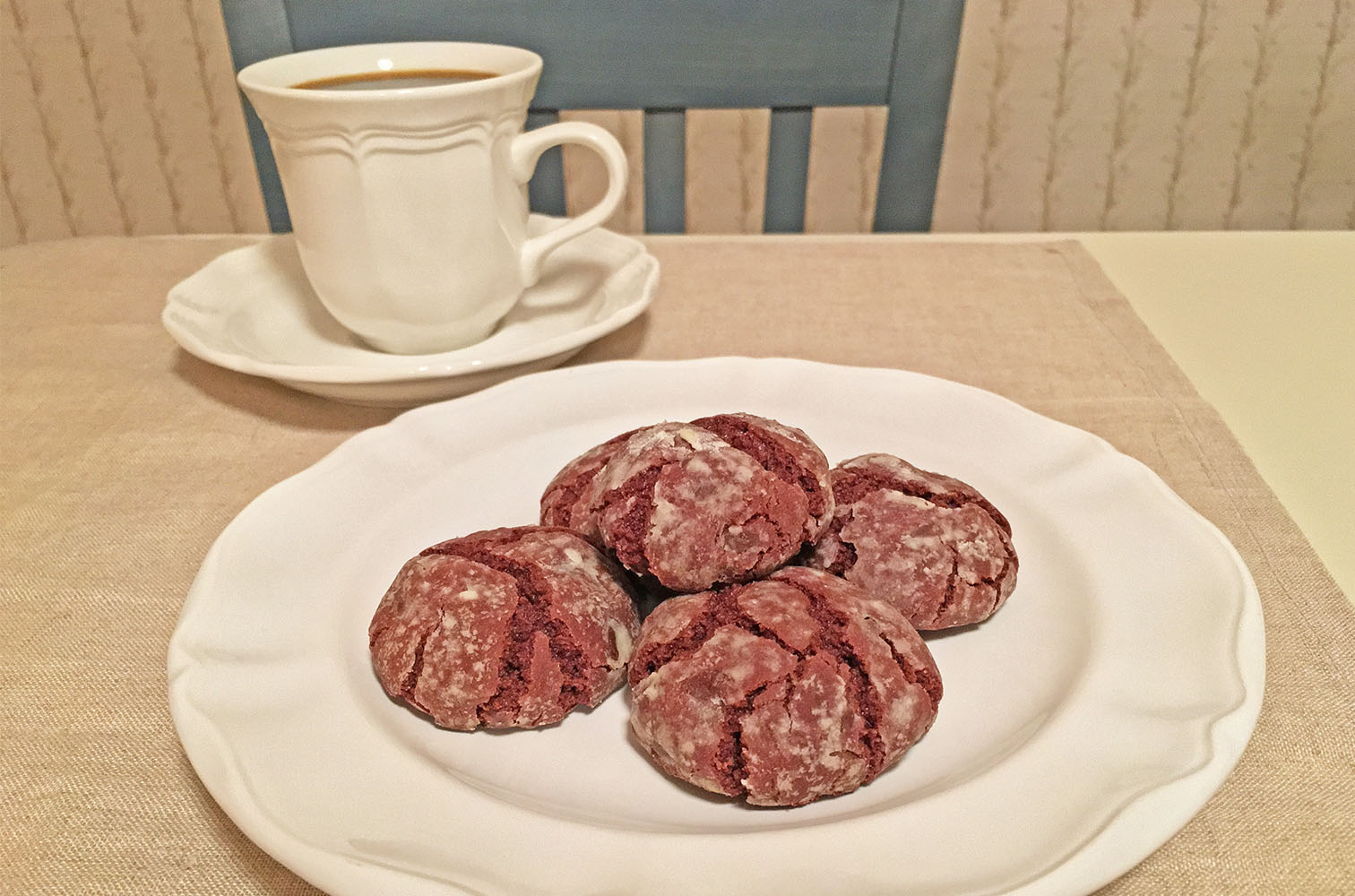 Double-Chocolate Snowquakes | 5 O'Clock Coffee Club