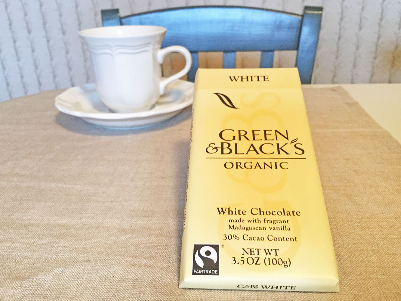 Green & Blacks Organic White Chocolate Bar