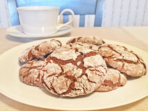 Molasses Crackle Cookies